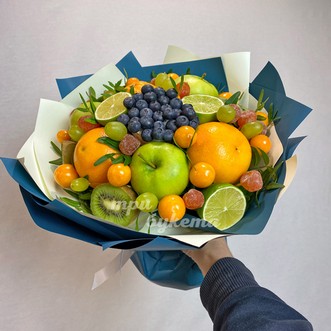 Букет из апельсинов и яблок