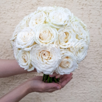 Букет невесты из 21 белой розы